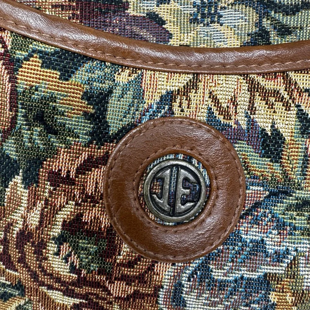 One East Carpet Bag Purse Tapestry Green Beige Canvas Med Zip Close Faux Leather